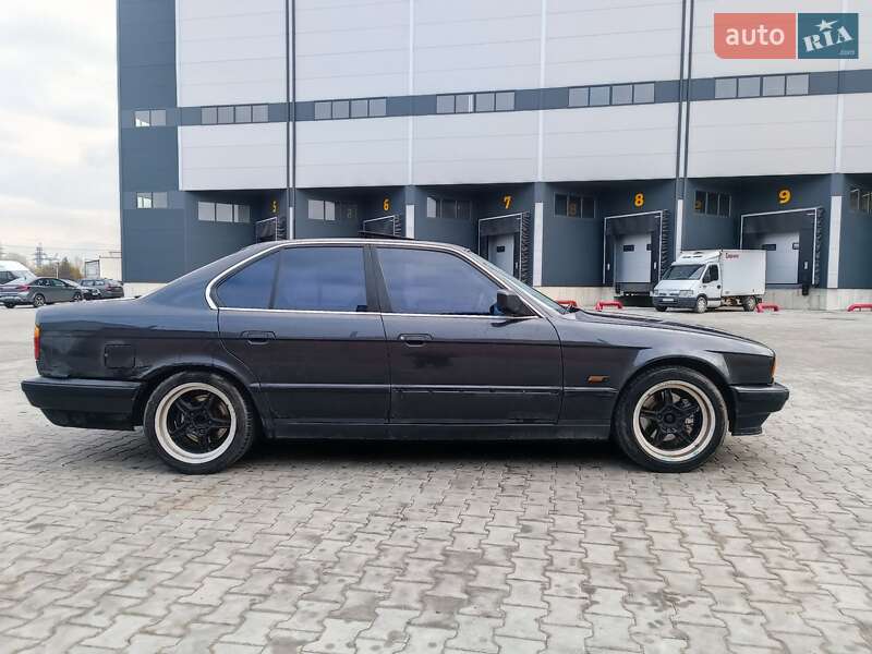 Седан BMW 5 Series 1990 в Львове фото 6 Седан BMW 5 Series 1990 в Львове