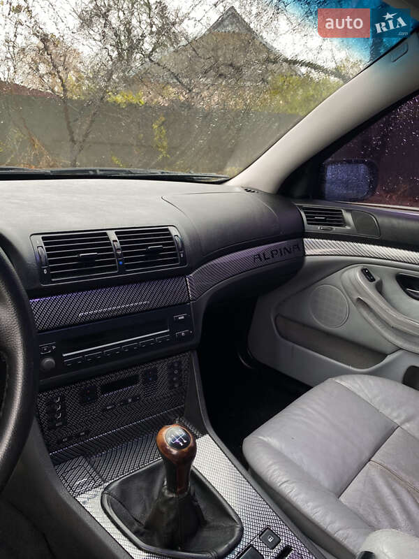 Седан BMW 5 Series 2000 в Березані