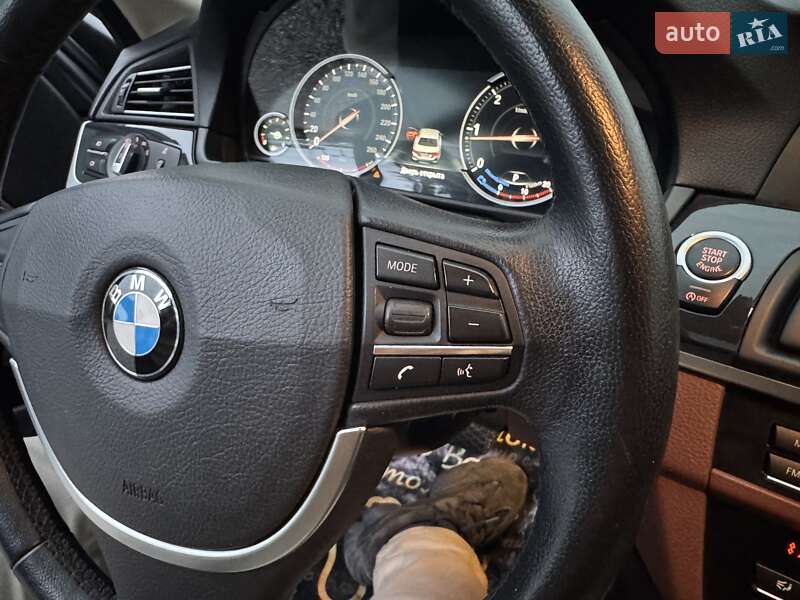 Седан BMW 5 Series 2016 в Тернополе