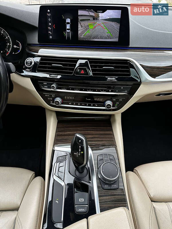 Седан BMW 5 Series 2017 в Киеве