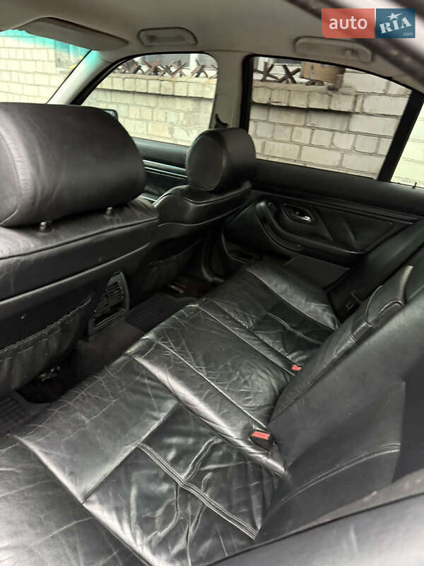 Седан BMW 5 Series 1998 в Киеве