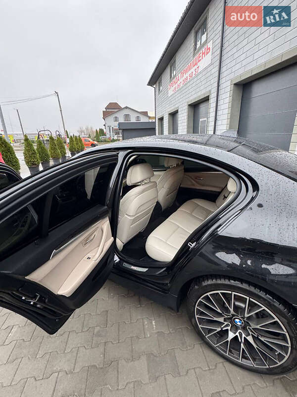 Седан BMW 5 Series 2015 в Киеве