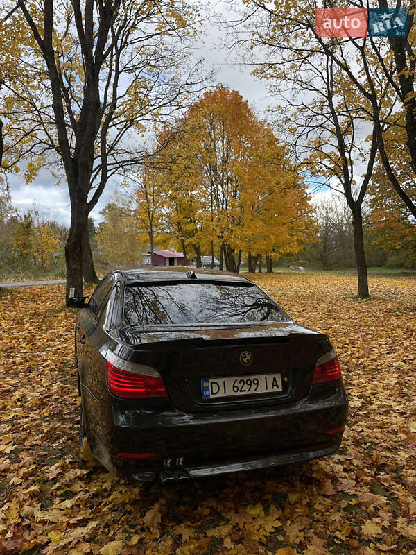 Седан BMW 5 Series 2007 в Чернигове