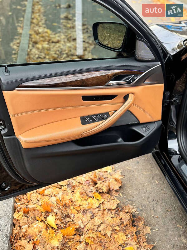 Седан BMW 5 Series 2016 в Ровно фото 7 Седан BMW 5 Series 2016 в Ровно