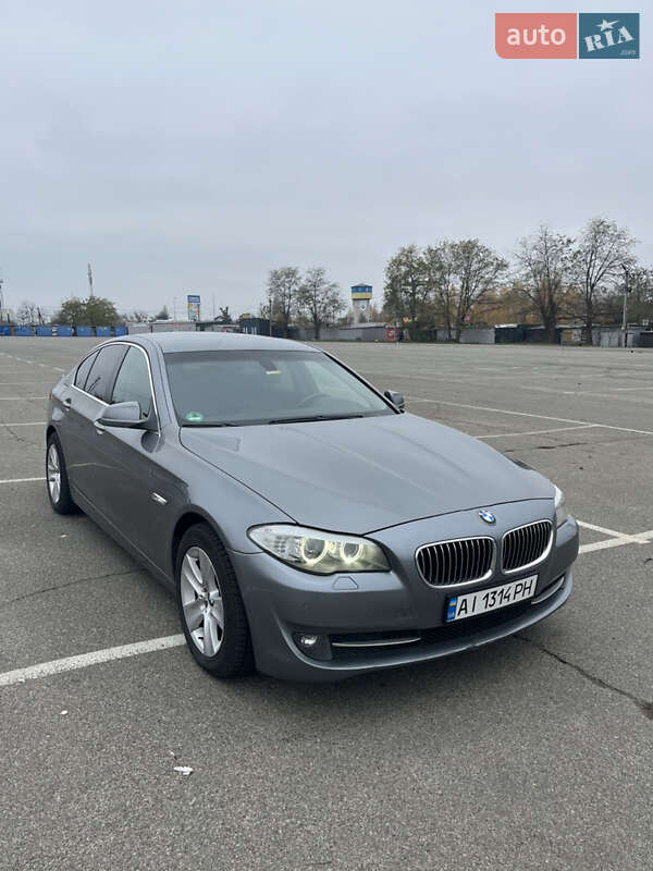 Седан BMW 5 Series 2010 в Киеве