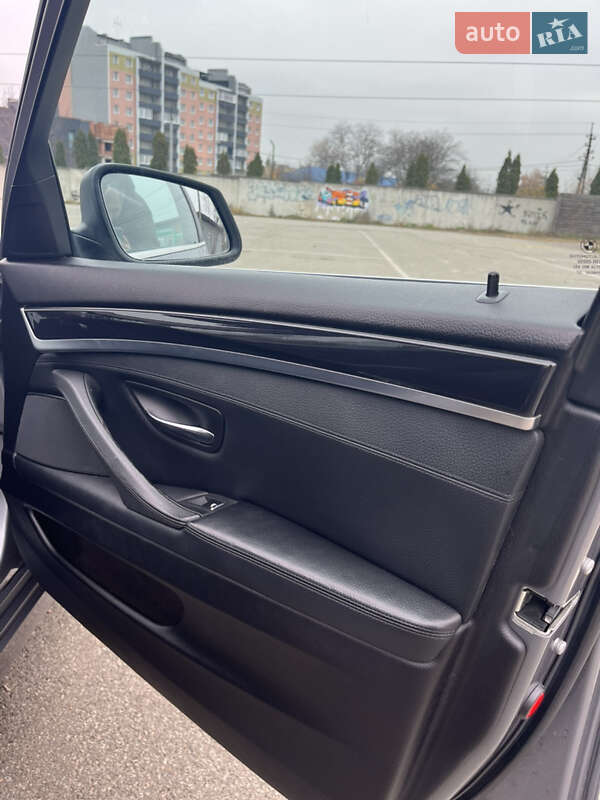 Седан BMW 5 Series 2010 в Киеве