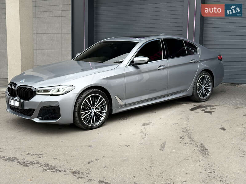 Седан BMW 5 Series 2022 в Киеве