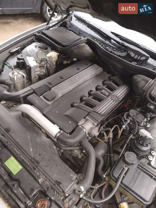 Седан BMW 5 Series 1997 в Хоросткове