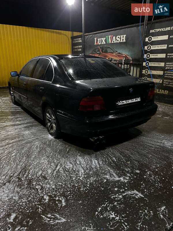 Седан BMW 5 Series 1998 в Диканьке