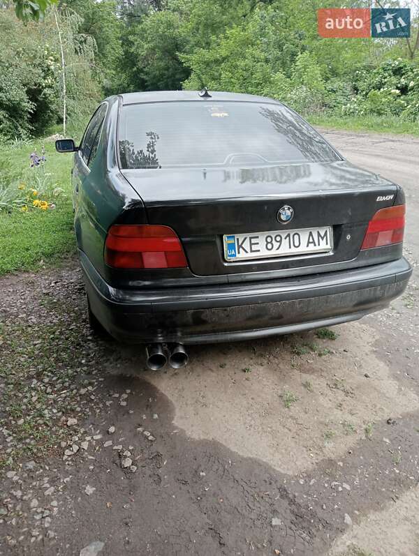 Седан BMW 5 Series 1998 в Диканьке