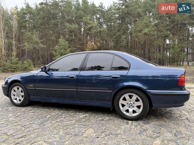 Седан BMW 5 Series 1998 в Ахтырке