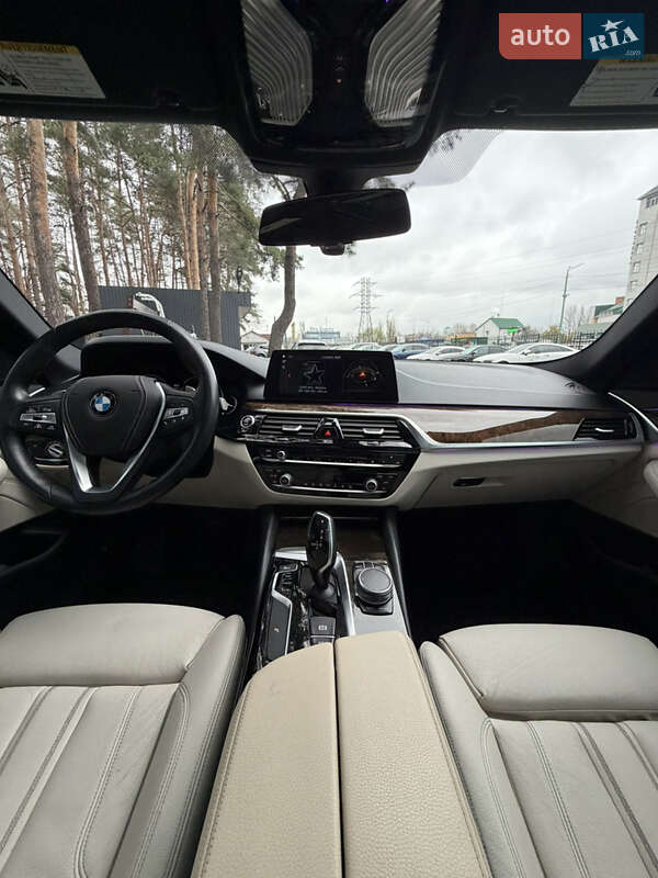 Седан BMW 5 Series 2017 в Києві