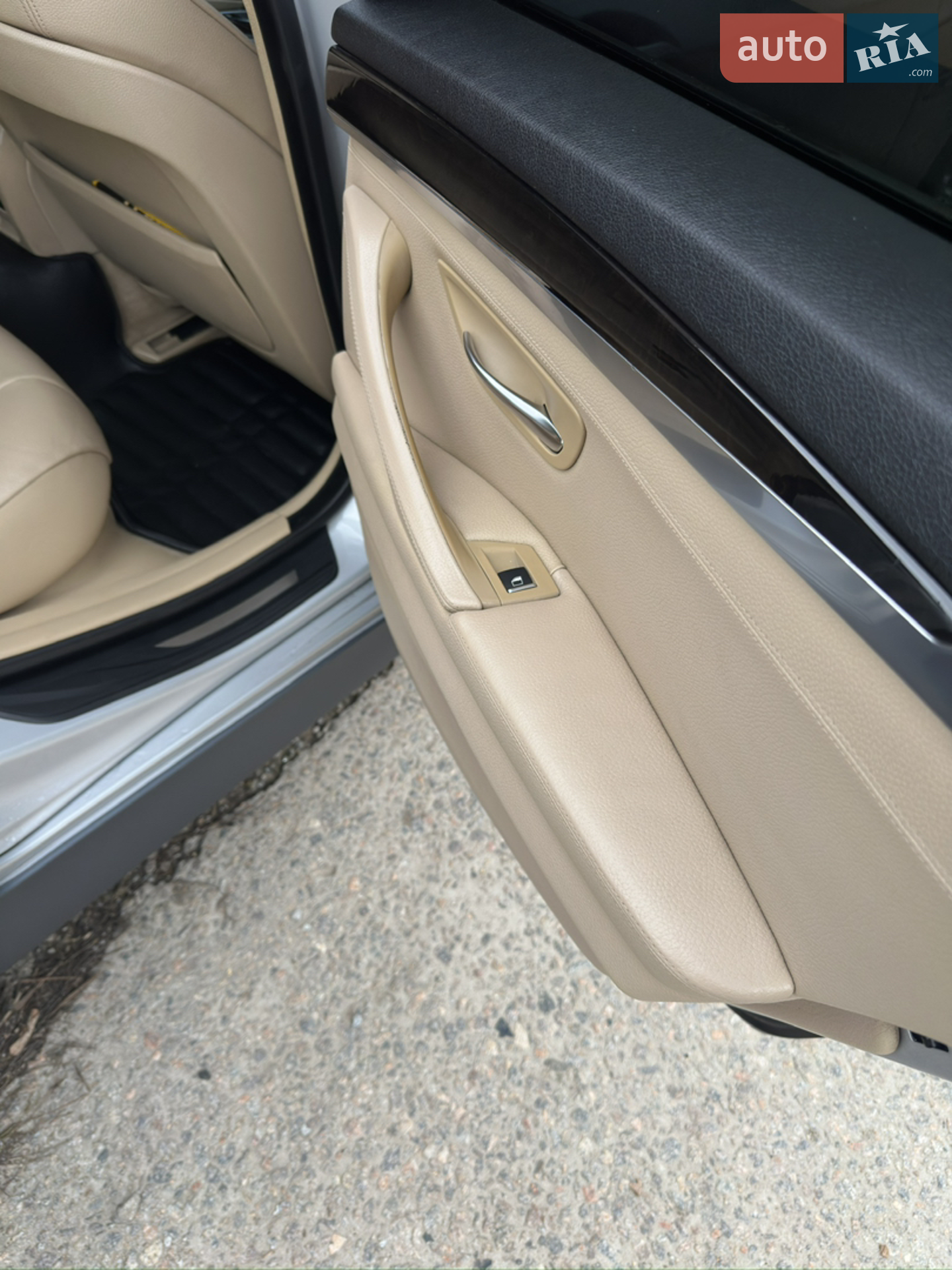 2012 BMW 5er - мініатюра 5