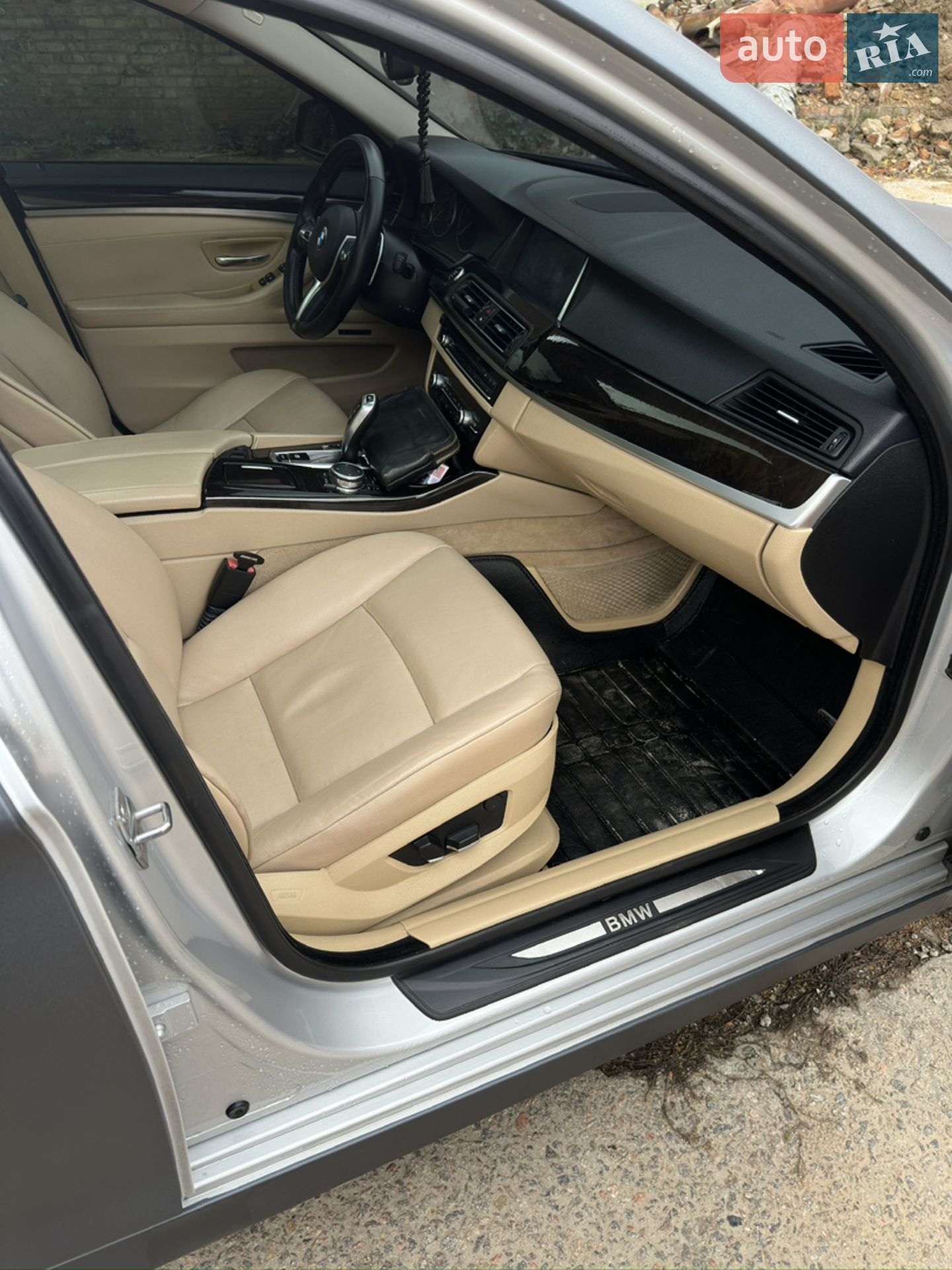 2012 BMW 5er - мініатюра 4