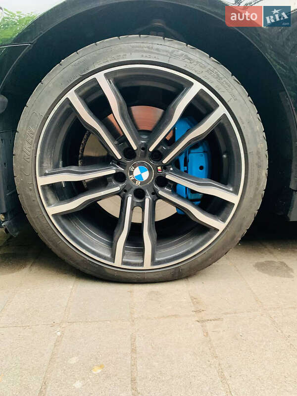 Седан BMW 5 Series 2013 в Чернівцях