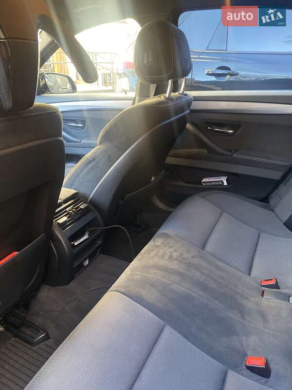 Седан BMW 5 Series 2014 в Ивано-Франковске