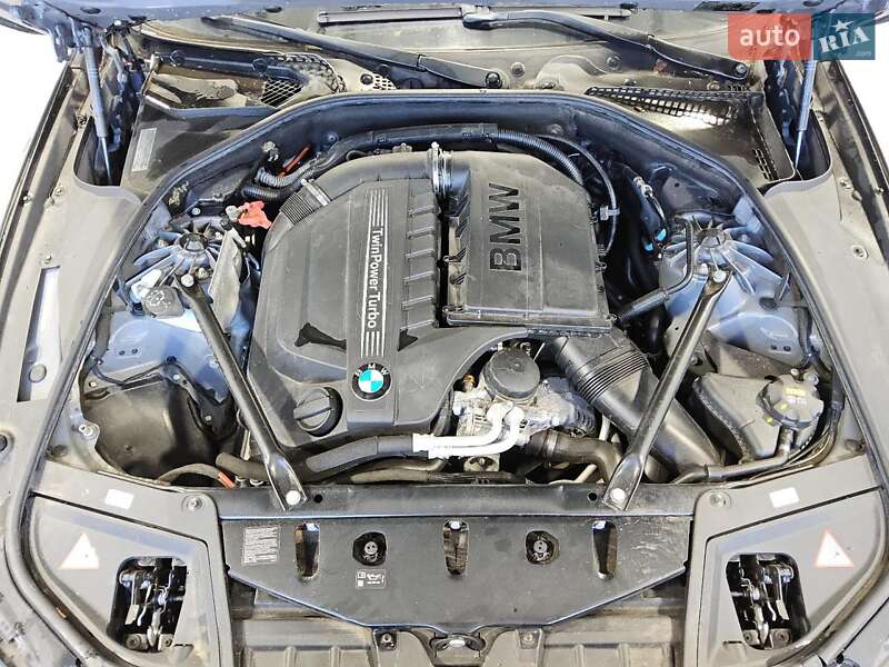 Седан BMW 5 Series 2015 в Житомире