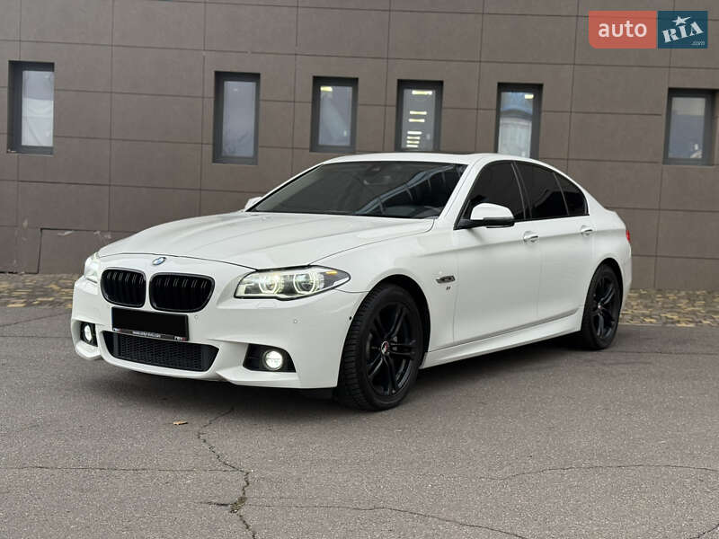 Седан BMW 5 Series 2016 в Кривом Роге