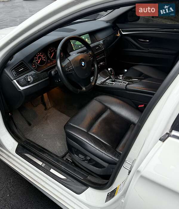 Седан BMW 5 Series 2013 в Києві