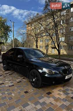 Седан BMW 5 Series 2004 в Ізмаїлі