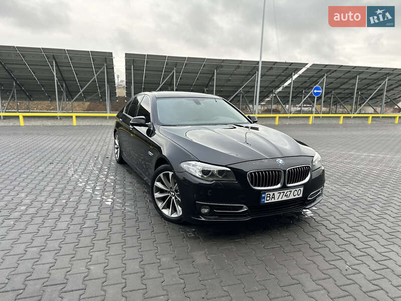 Седан BMW 5 Series 2015 в Голованевске фото Седан BMW 5 Series 2015 в Голованевске
