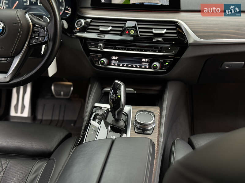 Седан BMW 5 Series 2017 в Івано-Франківську