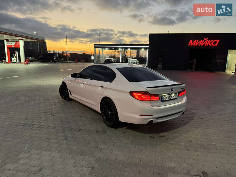 Седан BMW 5 Series 2017 в Кривом Роге фото 17 Седан BMW 5 Series 2017 в Кривом Роге