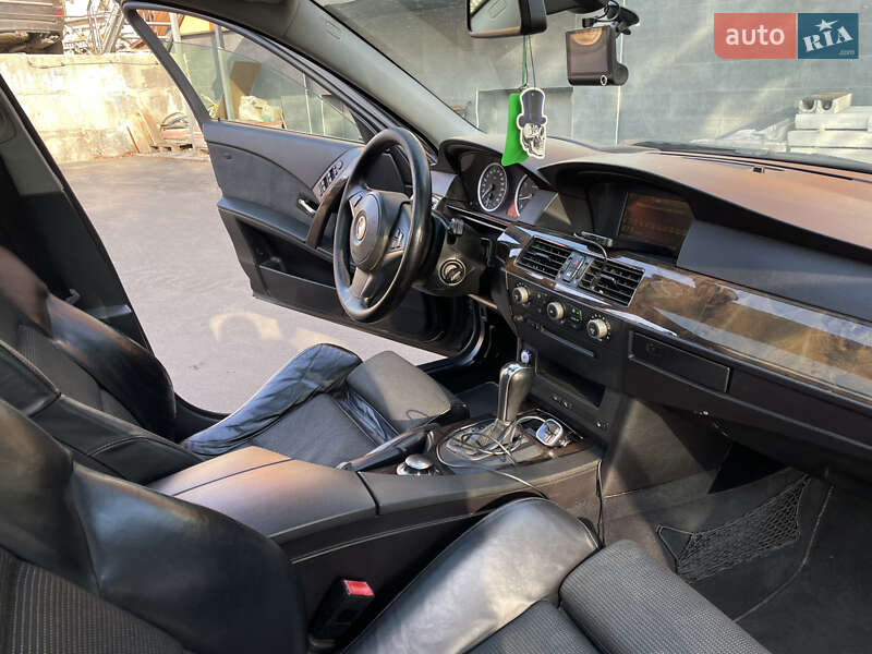 Универсал BMW 5 Series 2004 в Вышгороде фото 22 Универсал BMW 5 Series 2004 в Вышгороде