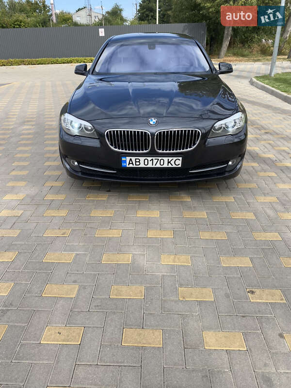 BMW 5 Series 2011