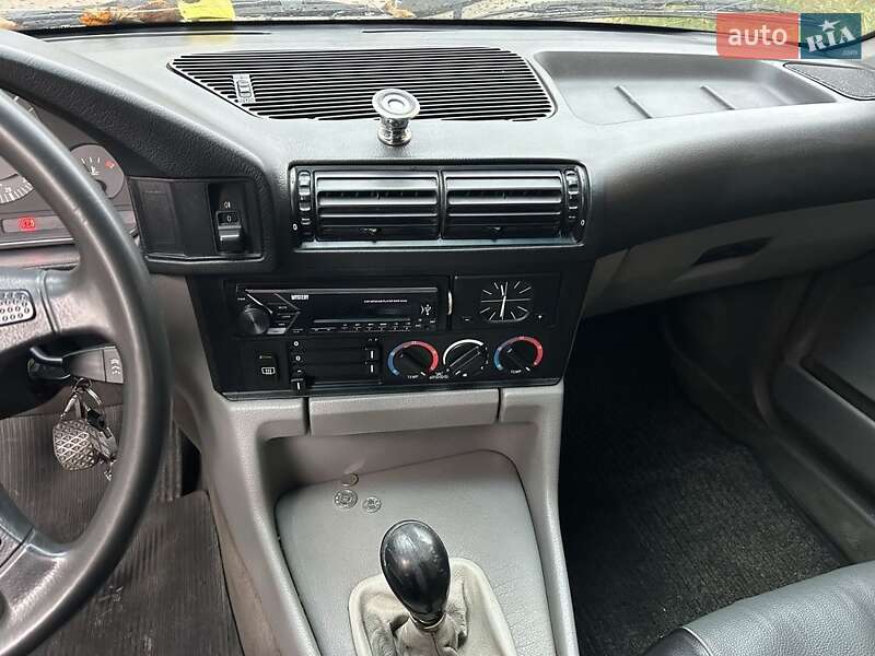 Седан BMW 5 Series 1989 в Житомире фото 16 Седан BMW 5 Series 1989 в Житомире