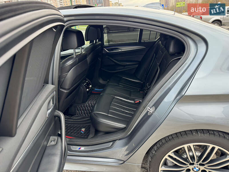 Седан BMW 5 Series 2018 в Киеве