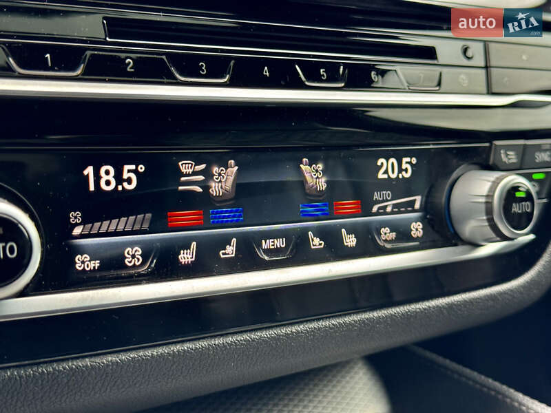 Седан BMW 5 Series 2018 в Киеве