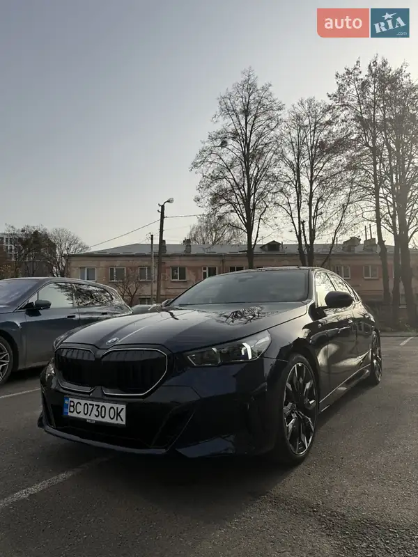 BMW 5 Series 2023