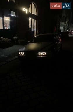 Универсал BMW 5 Series 2002 в Черновцах