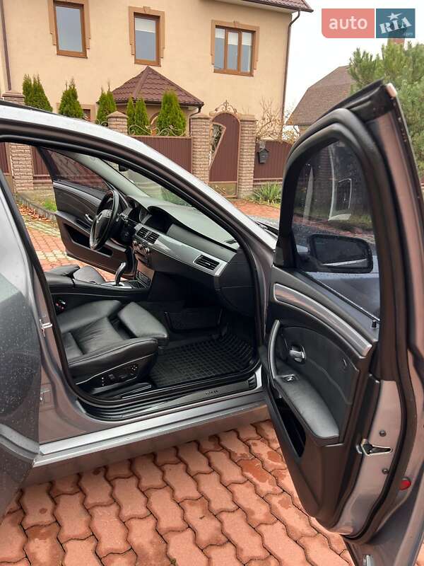 Седан BMW 5 Series 2008 в Чернівцях