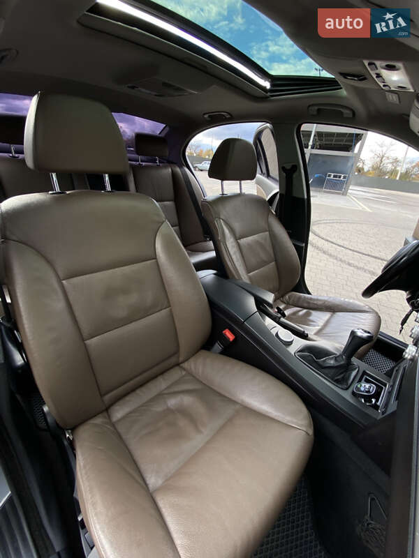 Седан BMW 5 Series 2004 в Долине фото 26 Седан BMW 5 Series 2004 в Долине