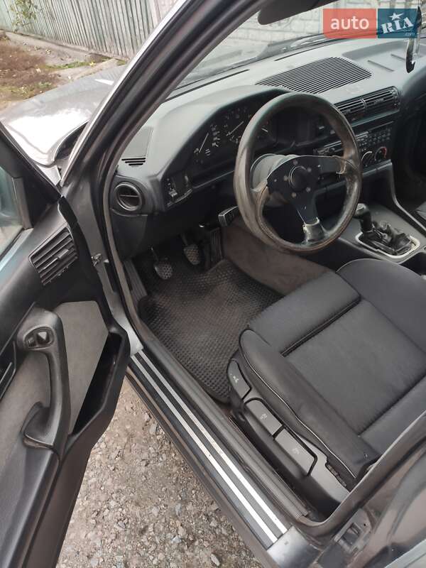 Седан BMW 5 Series 1988 в Белой Церкви