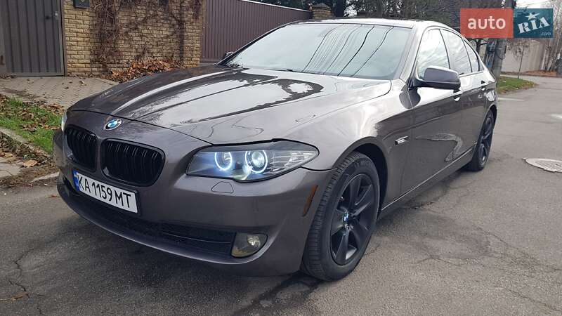 Седан BMW 5 Series 2010 в Києві фото 29 Седан BMW 5 Series 2010 в Києві