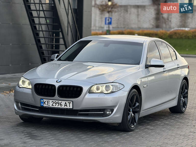Седан BMW 5 Series 2012 в Днепре
