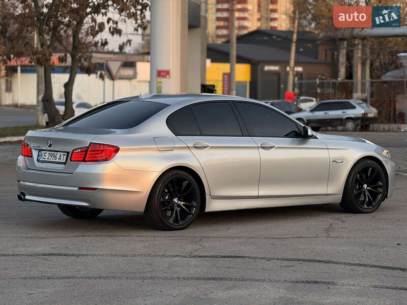 Седан BMW 5 Series 2012 в Днепре