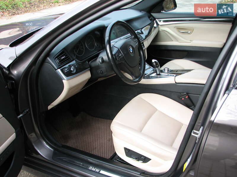 Седан BMW 5 Series 2010 в Києві фото 7 Седан BMW 5 Series 2010 в Києві