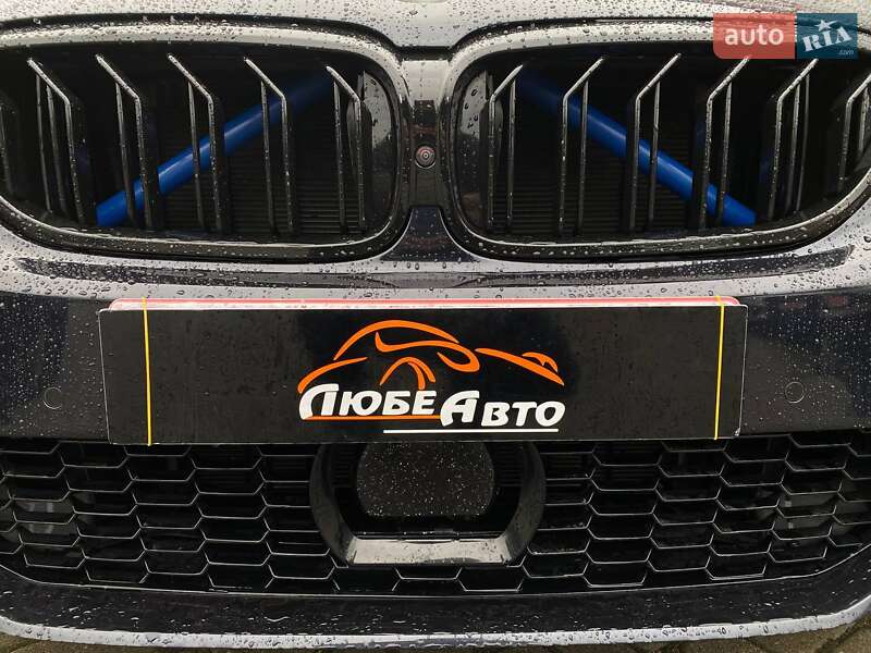 Седан BMW 5 Series 2019 в Львові