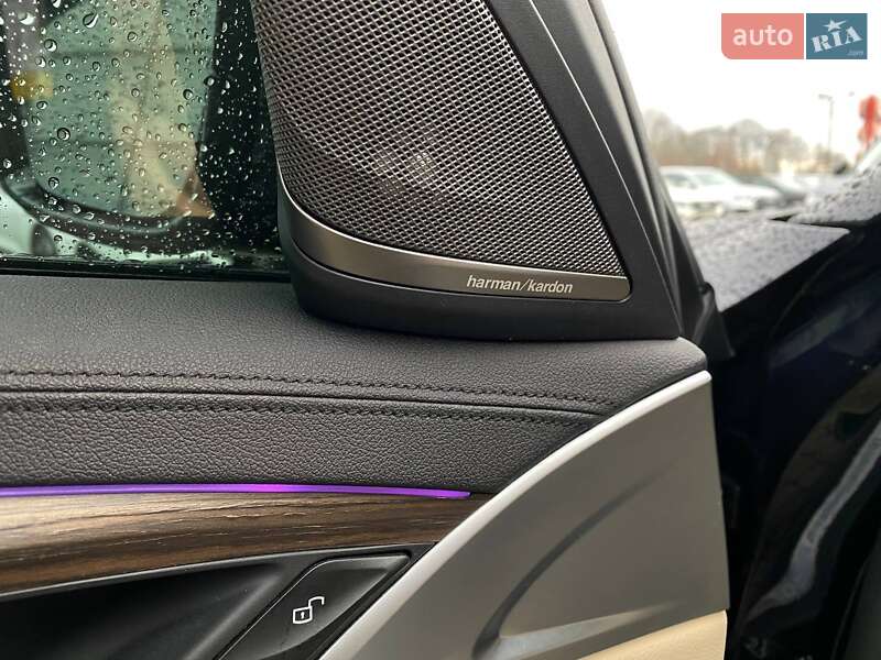 Седан BMW 5 Series 2019 в Львові