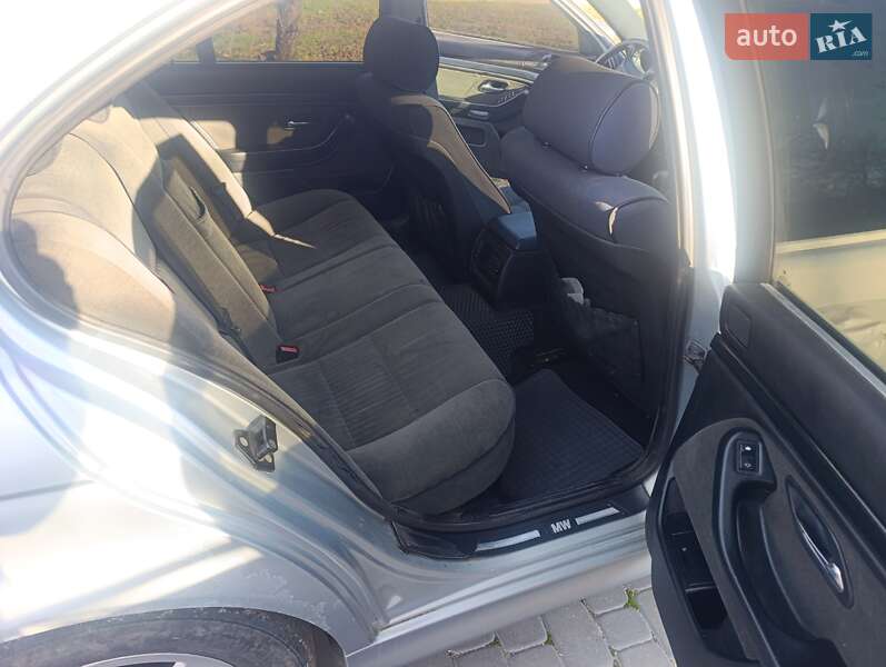 Седан BMW 5 Series 1997 в Запорожье