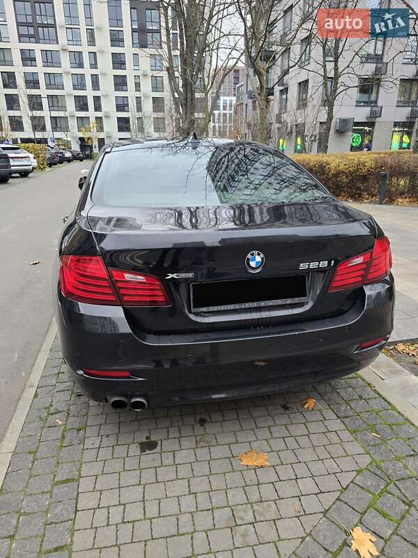 Седан BMW 5 Series 2015 в Киеве фото 10 Седан BMW 5 Series 2015 в Киеве
