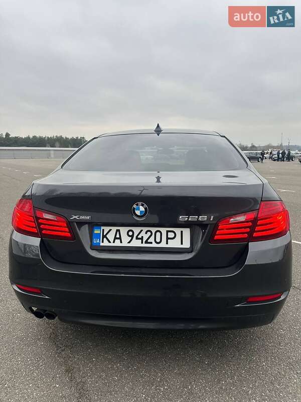 Седан BMW 5 Series 2016 в Києві