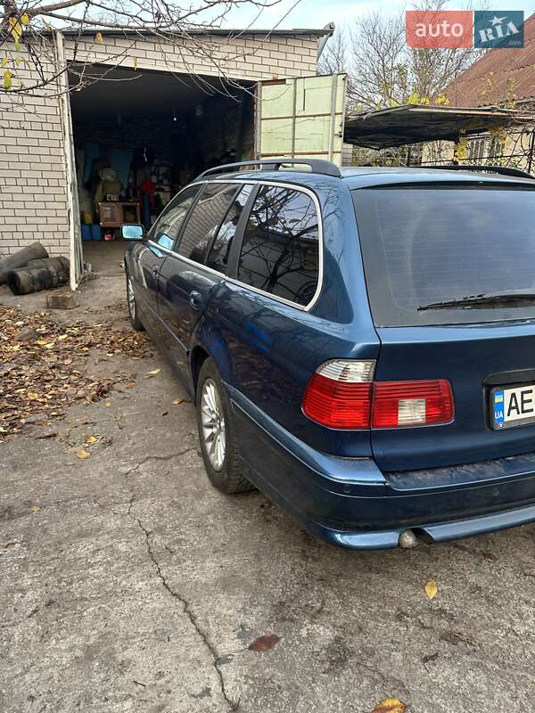 Універсал BMW 5 Series 2001 в Дніпрі