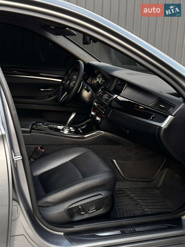 Седан BMW 5 Series 2015 в Луцке