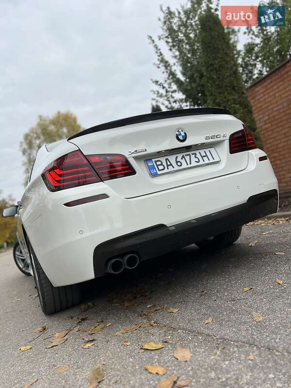 Седан BMW 5 Series 2016 в Кропивницком