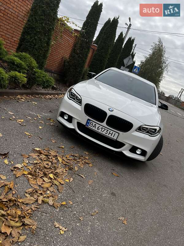 Седан BMW 5 Series 2016 в Кропивницком